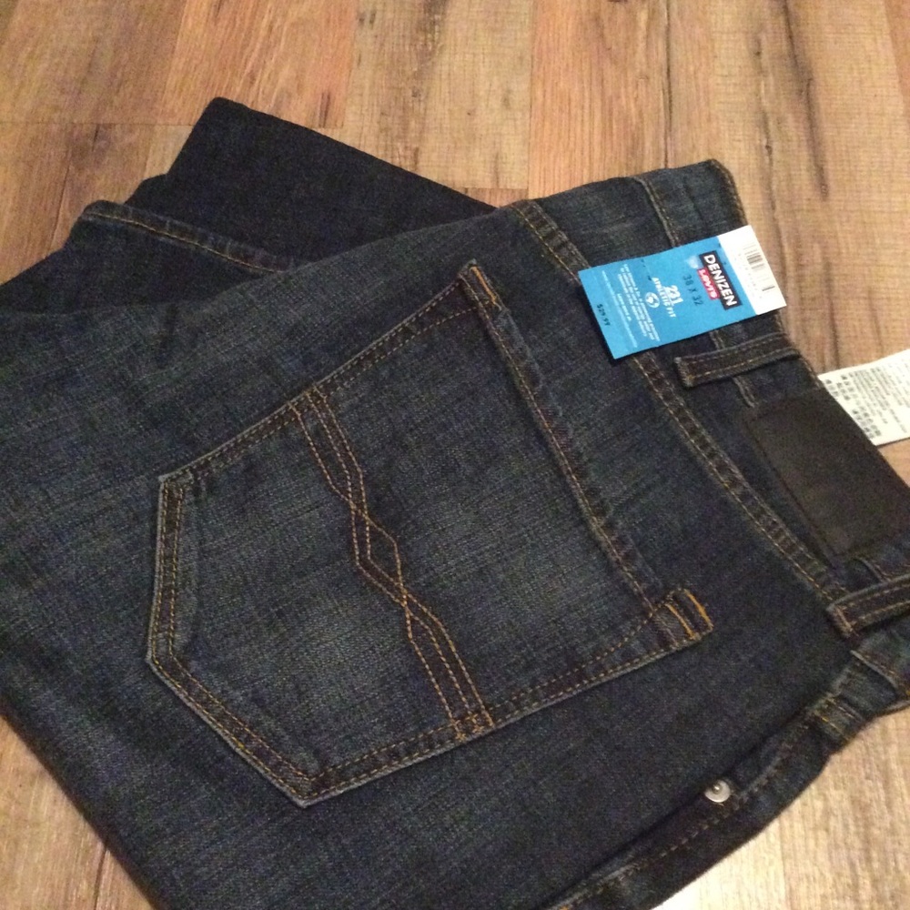 Denizen Levi’s 231